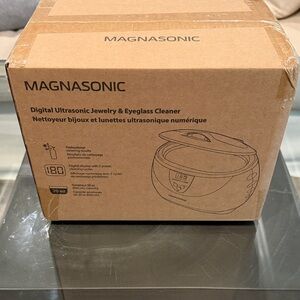 NIB - Magnasonic Digital Ultrasonic Jewelry & Eyeglass Cleaner